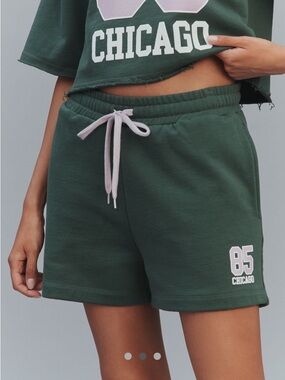 Daily Practice Women's Drawstring Sweat Shorts Green Size M NWT